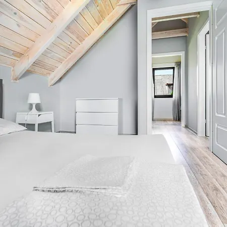 بيت للعطل Port