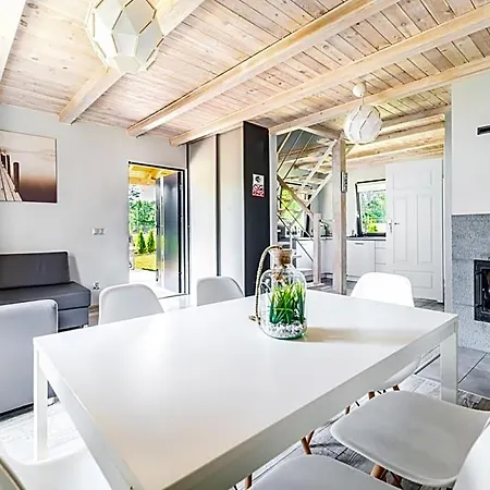 Port Semesterbostad Wikno